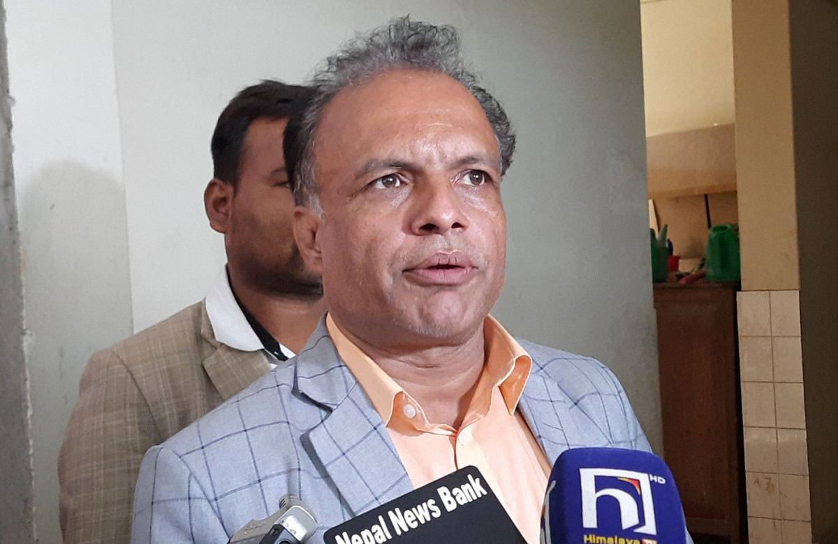 प्रचण्डले आफ्नो सुविधाको लागि राष्ट्रिय सभामा एमालेलाई समेट्न खोजिरहेका छन्: गुरुराज घिमिरे