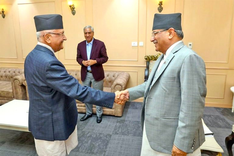 एमालेको सत्ता गठबन्धन भत्काउने रणनीतिमा तुसारापात, देउवा–प्रचण्डको सहमति कसिलो (खास खबर)