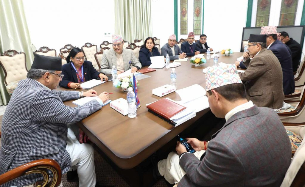 संसद्लाई ‘बिजनेश’ दिनेबारे कानुन मन्त्रालयसँग प्रधानमन्त्रीले गरे छलफल