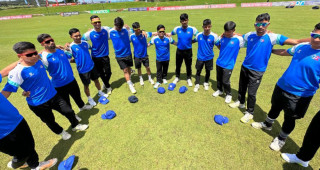 नेपाल भारतसँग एक सय ३२ रनले पराजित