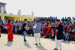 चर्चित कलाकारहरूद्वारा पाल्पाको ख्याहामा सचेतनामूलक नाटक प्रदर्शन