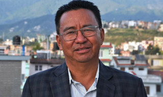 प्रचण्डले सरकारबाट बाहिरिएको झोकमा हावादारी र गलत बोल्दै छन्: राजेन्द्र राई