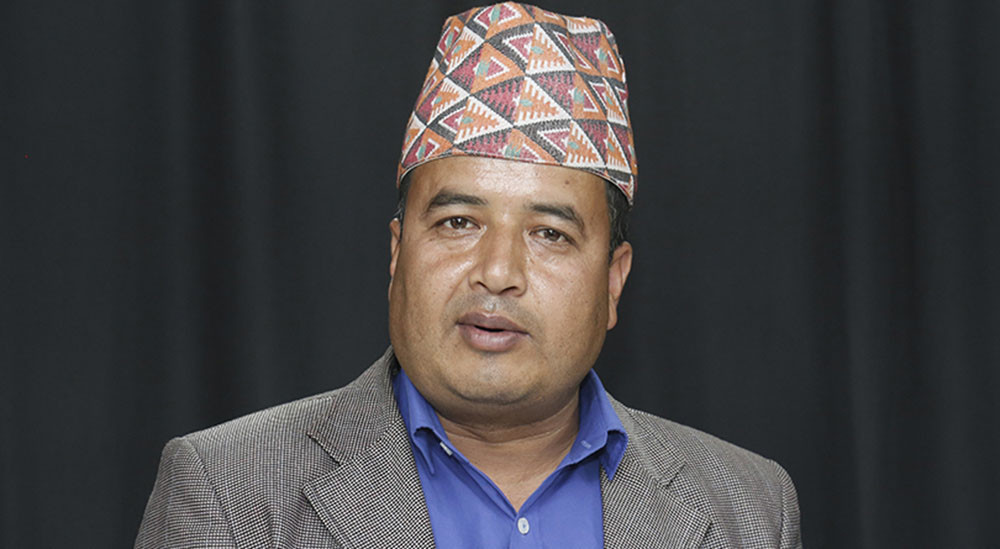 कुलमानले प्रचण्डको एटिएम कार्ड बनेर काम गरेका थिएः महेश बस्नेत