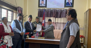 कर्णालीमा एमाले संसदीय दलका नेता यामलाल कँडेल मुख्यमन्त्री नियुक्त