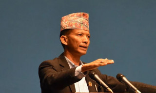 सरकार छिट्टै ढल्छ, माधव नेपाल प्रधानमन्त्री बन्नुहुन्छ : मेटमणि चौधरी