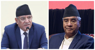 प्रधानमन्त्री प्रचण्डले नेपाली कांग्रेससँग छलफल गर्दै
