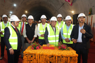 अरुण–३ जलविद्युत परियोजनाको ब्रेक–थ्रु, नेपालले विद्युत व्यापारमा नयाँ इतिहास कायम गर्ने प्रधानमन्त्रीको दाबी