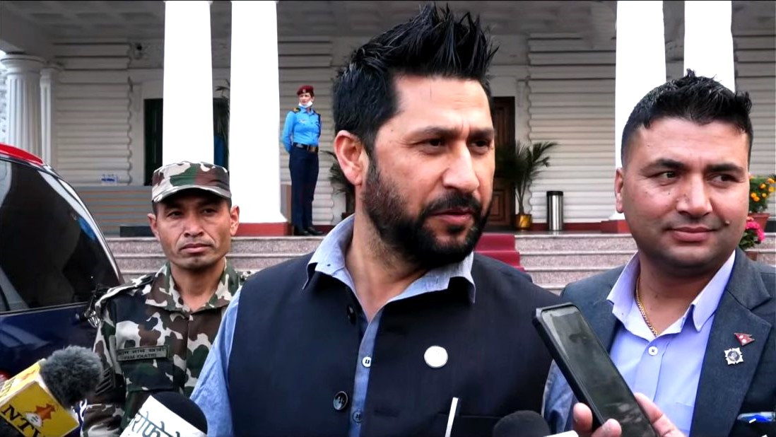 भ्रष्टाचारको यस्तो फाइल खुल्यो कि सरकार एक रात पनि टिक्न सकेन : गृहमन्त्री लामिछाने