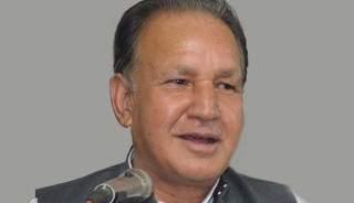 देशका प्रमुख शक्तीबीच नै प्रतिष्पर्धा र द्वन्द हुँदा साना दलले फाइदा उठाएको बोध भएरै एक भयौं: नारायण खड्का