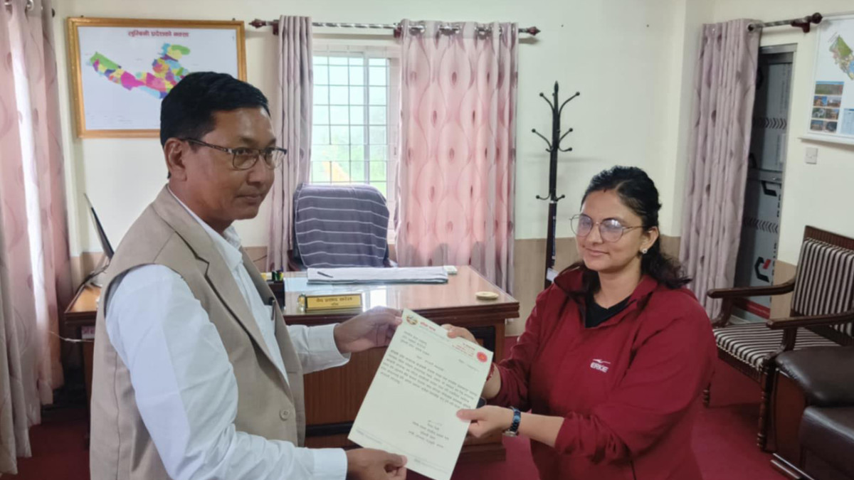 लुम्बिनी प्रदेशमा नयाँ सरकार गठनको प्रक्रिया अगाडि बढाउन प्रदेश प्रमुखलाई एमालेको पत्र