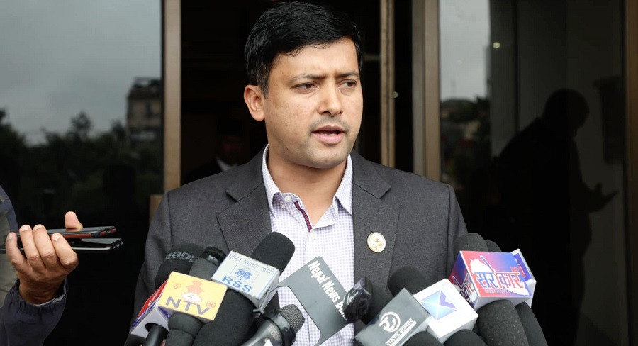 सहजरुपमा अध्यादेश निर्णायार्थ पेश हुन्छ: महेश बर्तौला