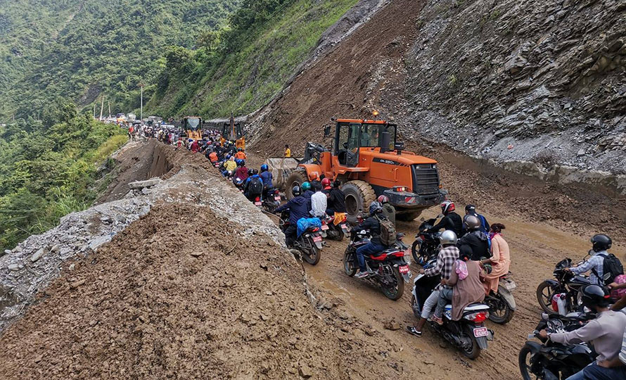 नारायणगढ–मुग्लिन सडकखण्ड सञ्चालनमा