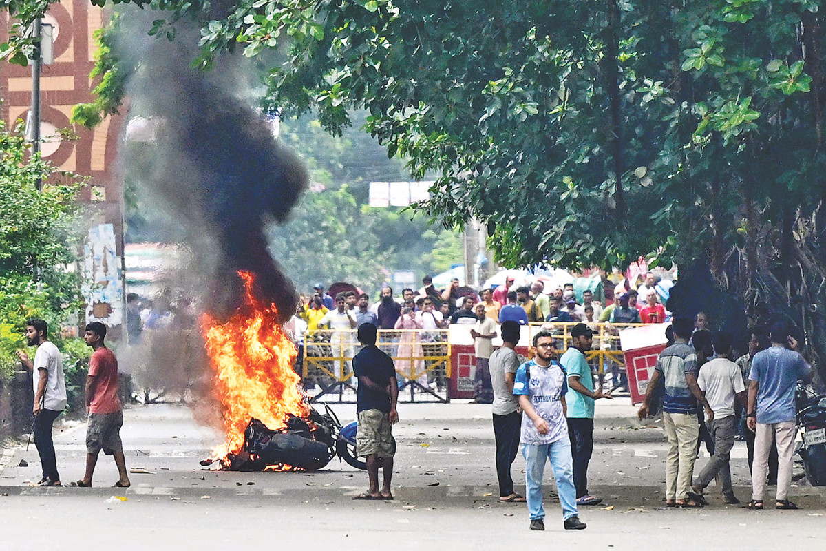 बंगलादेशमा आन्दोलनः सर्वोच्चले खारेज गर्‍यो आरक्षणसम्बन्धी व्यवस्था