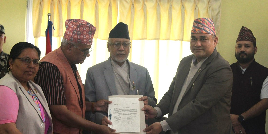 सुदूरपश्चिमको मुख्यमन्त्रीमा कांग्रेसका कमलबहादुर शाहले गरे दाबी पेश