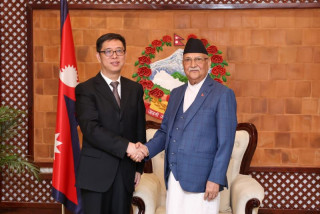 प्रधानमन्त्री ओली र चीन अन्तर्राष्ट्रिय विकास सहयोग निकायका उपाध्यक्षबीच भेटवार्ता