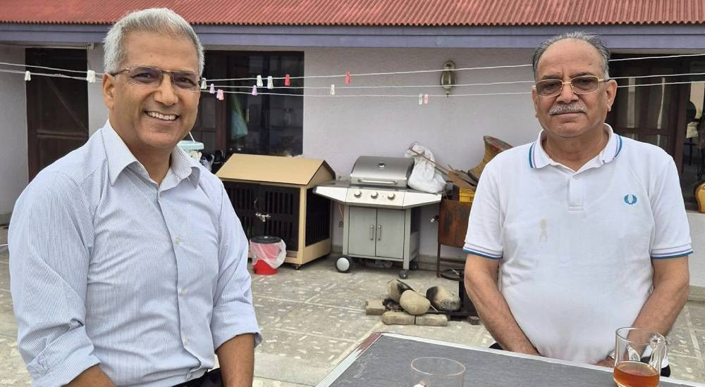 रविन्द्र मिश्रले गलत व्याख्या गरेको भन्दै प्रचण्ड सचिवालयद्धारा खण्डन
