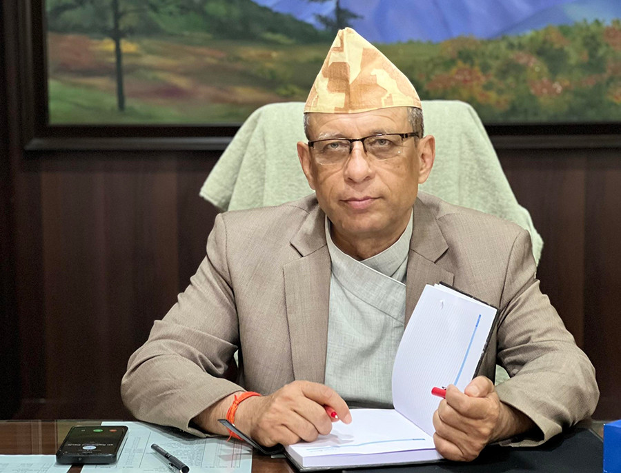 मानव तस्करीको आरोप लागेका कोशीका पूर्वमन्त्री लिलाबल्लभ अधिकारी पक्राउ