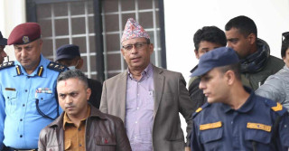 कोशीका पूर्वमन्त्री अधिकारी पक्राउको सूचना संसद्‍मा, प्रदेशसभा सदस्यबाट निलम्बित