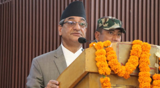 उपनिर्वाचन शान्तिपूर्णरुपमा सम्पन्न गर्न सुरक्षा निकायलाई गृहमन्त्री लेखकको निर्देशन