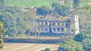 सार्वजनिक सम्पत्ति हिनामिनामा शिर्ष तहकै सक्रियता, शेरा दरबारले सरकार र प्रतिपक्षी माओवादिको जुहारी, फिर्ता ल्याउन प्रचण्डको चुनौती (खासखबर)