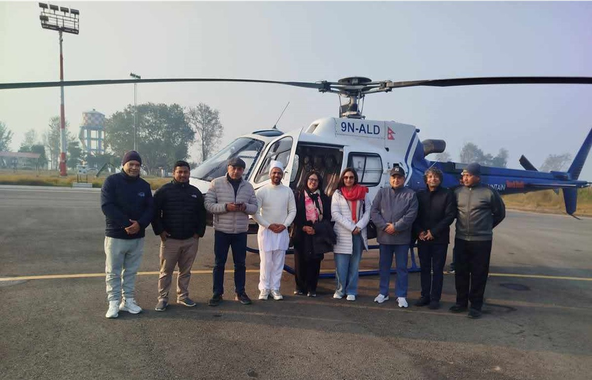 सुदूरपश्चिमका धार्मिक पीठहरूको भ्रमणमा महामन्त्री थापा