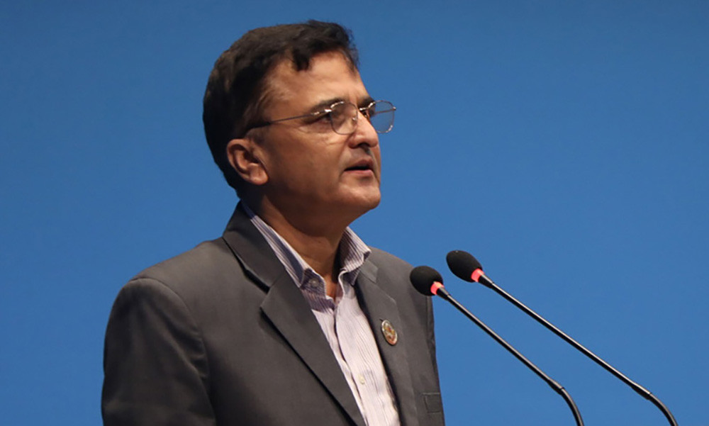 योगेशको व्यंग्य : ‘अध्यादेशबाट जन्मिएको पार्टीले पनि अध्यादेशको विरोध गर्दा अचम्म लाग्छ’