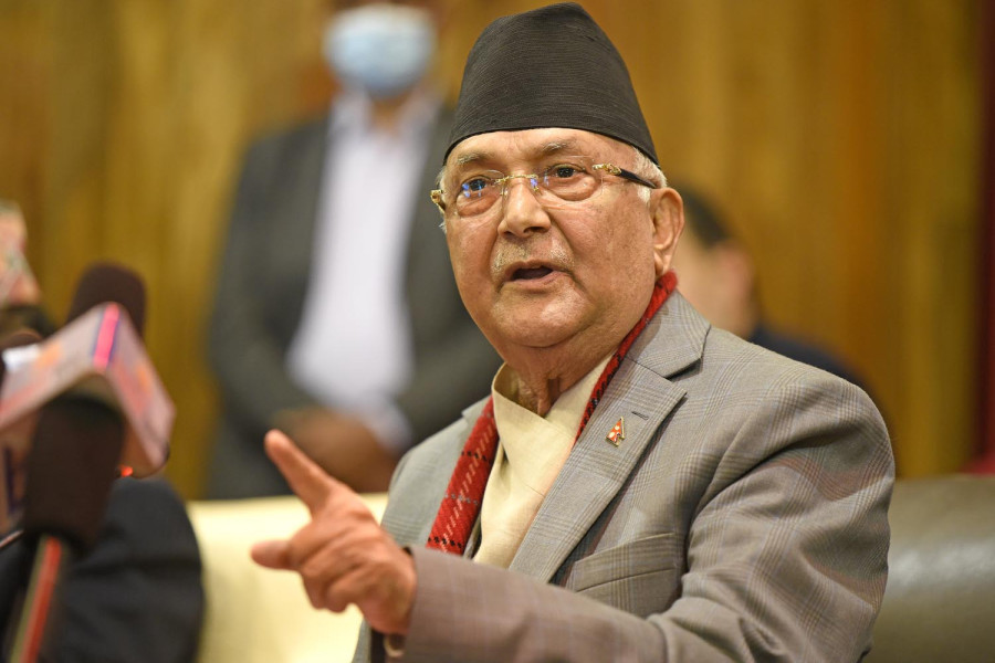 प्रधानमन्त्री ओलीको रबैया र अहमताले सीमा नाघ्दै, संसदमै उठेका प्रश्नमा उल्टै प्रतिप्रश्न, दम्भले संसदीय मूल्य मान्यताकै अपमान(खासखबर)