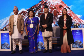 २५ बुँदे घोषणापत्र जारी गर्दै सकियो सगरमाथा संवाद, ऐतिहासिक उपलब्धी हासिल गरेको सरकारको दावी, अपेक्षाकृत नै हुन नसकेको विज्ञको गुनासो (खासखबर)