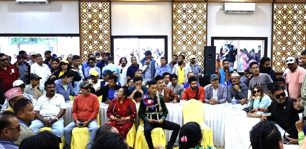 राजावादीको बैठकमा होहल्ला - आन्दोलन घोषणा नगरी बैठक स्थगित