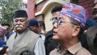 सबै भ्रष्टाचार प्रकरणमाथि पुनः छानबिनको माग गर्दै राप्रपाद्वारा अख्तियारमा उजुरी