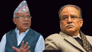 प्रचण्ड-नेपालवीच भेटवार्ता हुँदै