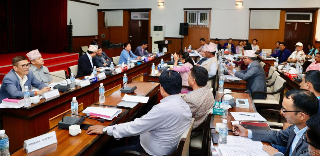 सरकारले ल्याएको भूमि विधेयक पारित भए चुरे समाप्त हुने र तराई-मधेश स्थायी रुपमै मरुभूमिकरण हुने टिप्पणी, जसपा नेपालले भोलिदेखि विरोध प्रदर्शन गर्ने (खास खबर)