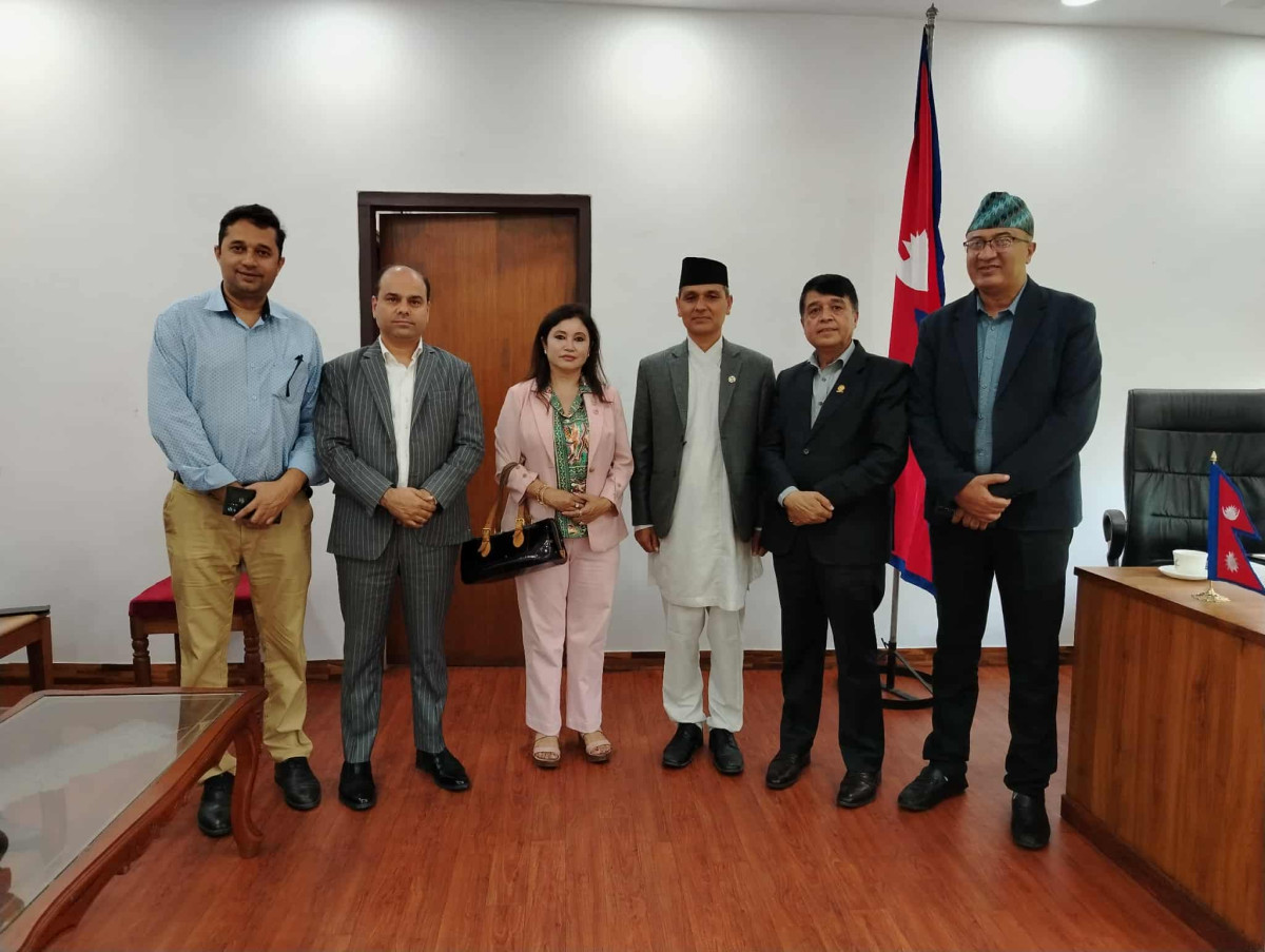 मर्यादित र उच्च मनोबलका साथ व्यवसाय गर्ने वातावरणका लागि उद्योग वाणिज्य महासंघद्वारा गृहमन्त्रीलाई आग्रह