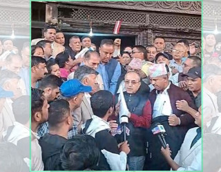 निर्वाचनको बहानामा विशेष महाधिवेशन नगर्ने छुट छैन् - वरिष्ठ अधिवक्त खनाल