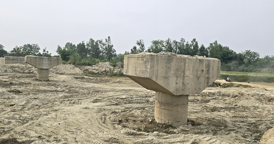 निर्माण क्षेत्रमा अनुगमनको अभाव, रुग्ण आयोजनाको संख्या निरन्तर बढ्दै, एकअर्काको दोषारोपणले विकास निर्माण नै प्रभावित (खासखबर)