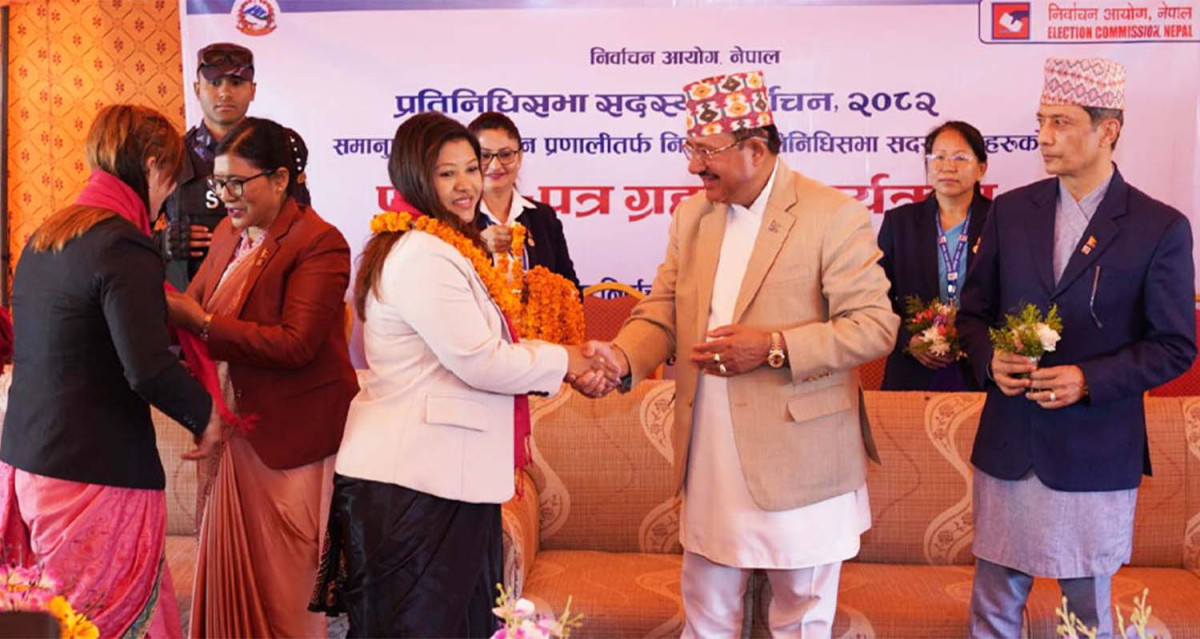 निर्वाचित सांसदहरु संसद प्रवेश गर्न तयार, निर्वाचन कानुन पारित गरिदिन आयोगको बिन्ती (खास खबर)