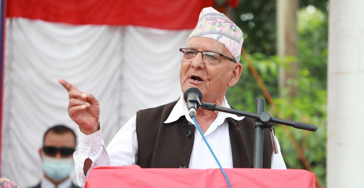 ’सिंहदरबार जलाउने अवतारी’को बोलीले नेपालको अस्तित्व नै गम्भीर संकटमाः चित्रबहादुर केसी